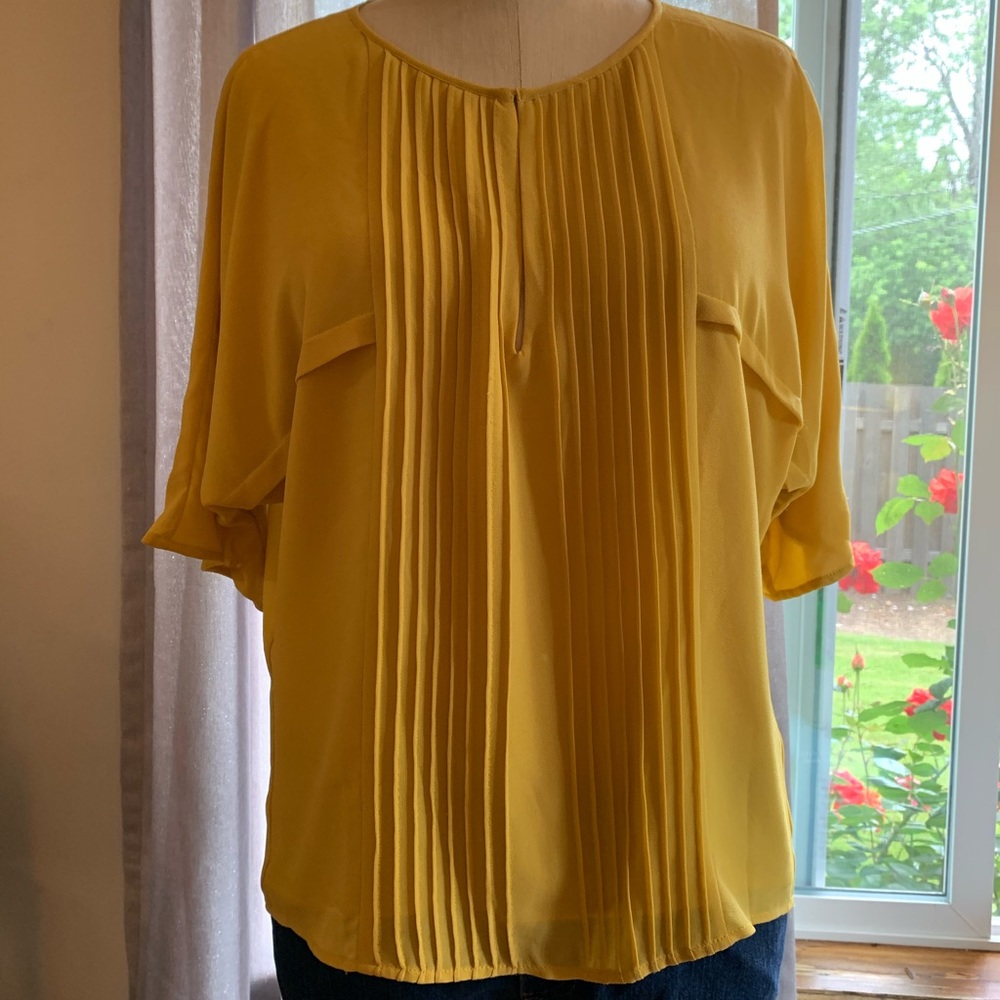 Gold Lost April blouse
